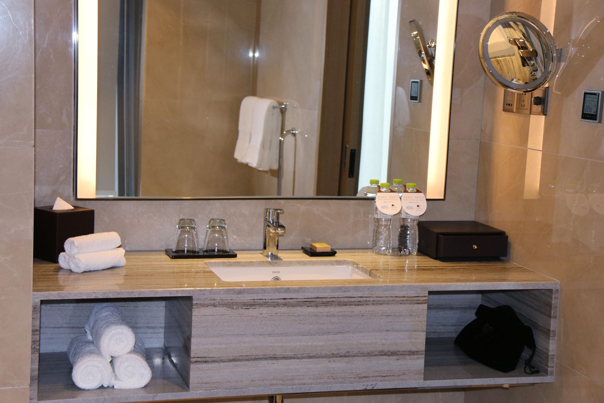 Hotel Doubletree By Hilton Chongqing - Nan'An Esterno foto